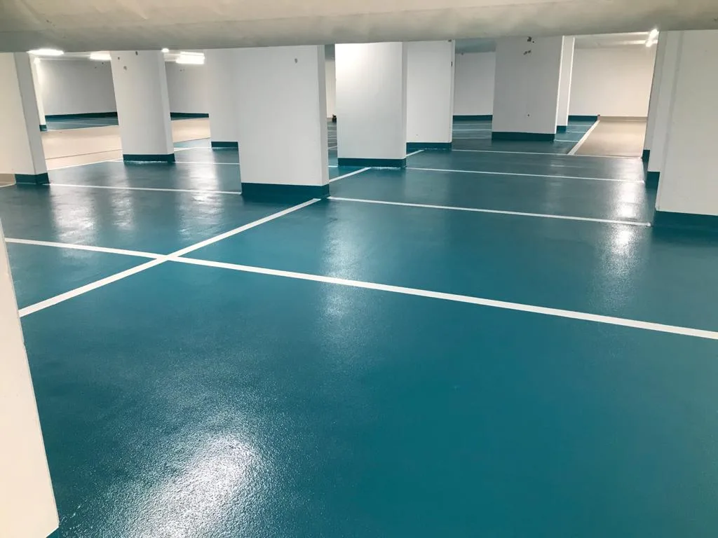 Epoxidharzboden in einer Garage