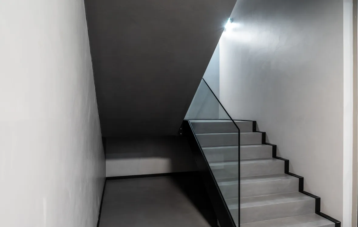 Stiegenhaus mit fugenloser Beschichtung
