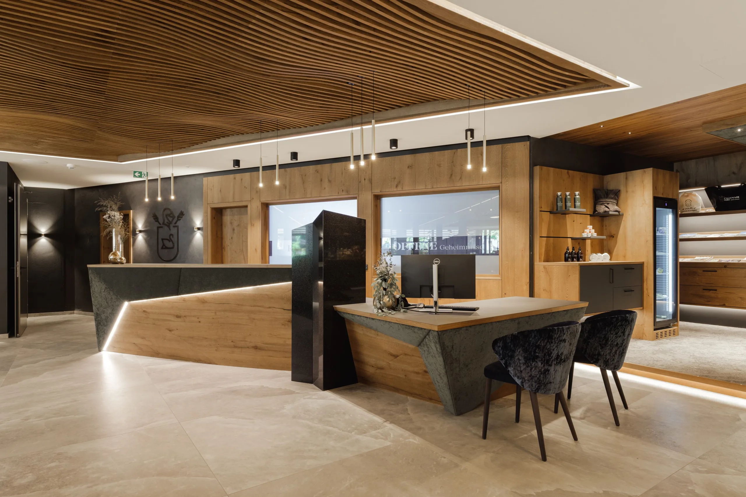 Pachmair 1453 apart resort
doppo ambiente Wand 
Venezia IBOD-18