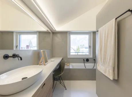 Welche Alternativen gibt es zu Fliesen im Badezimmer?